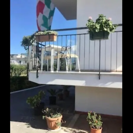 Maria's Bed and breakfast 3*