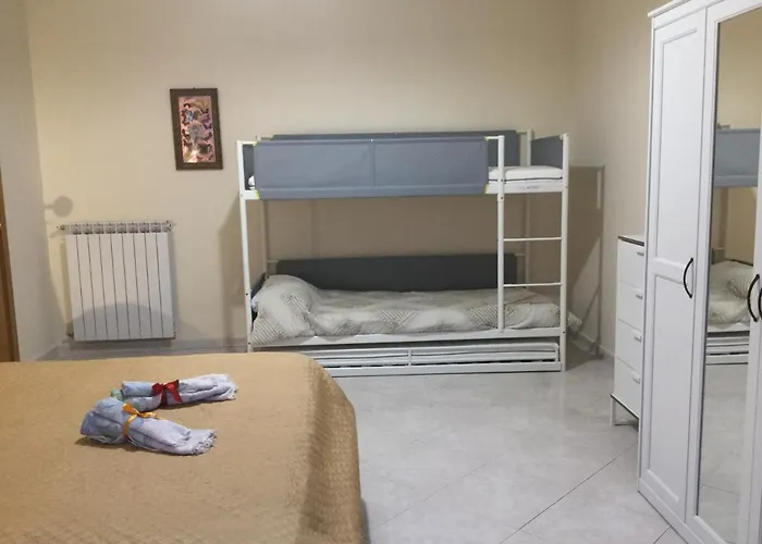 Maria's 3*